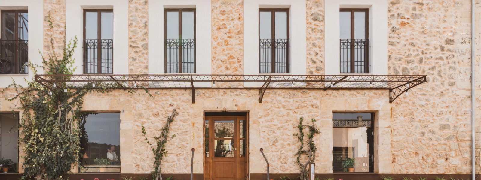 fachada de Café Nou